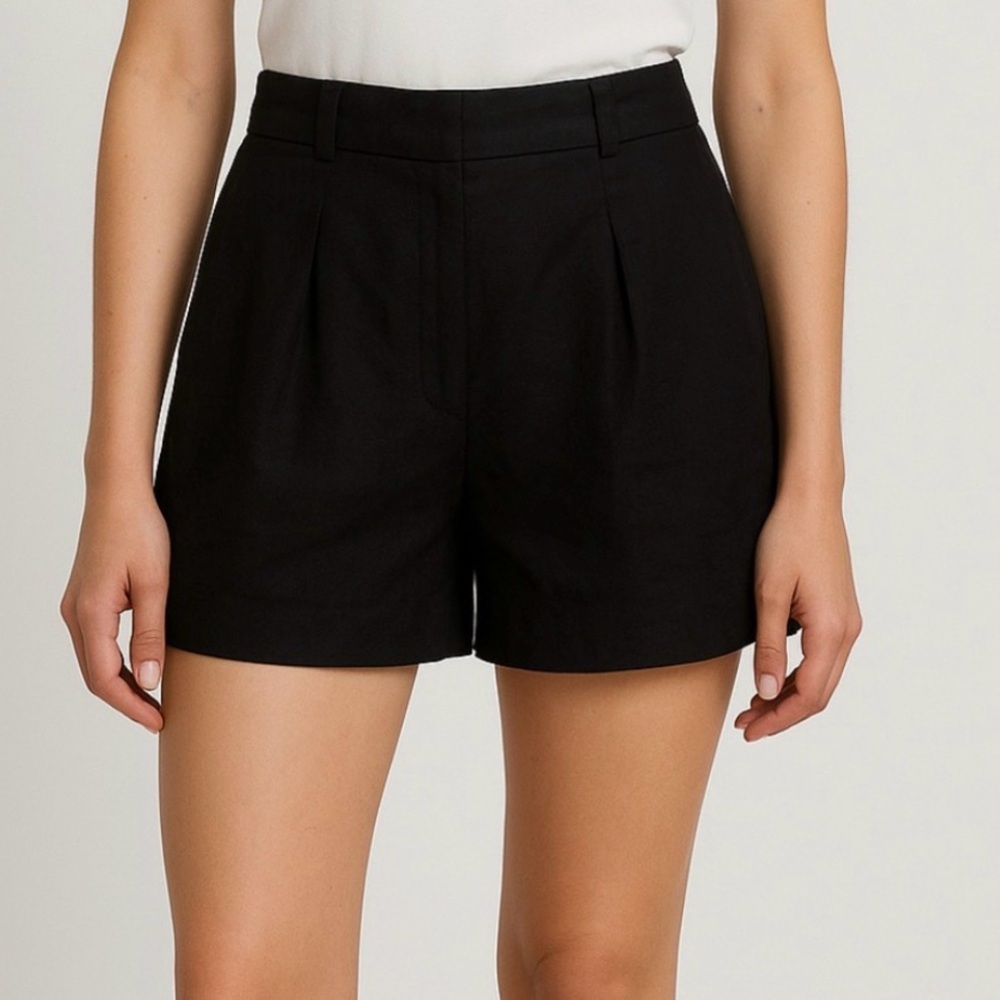 MNG Mango Black High-Rise Pleated Shorts women’s Size 38 (US 6) (A176)✨